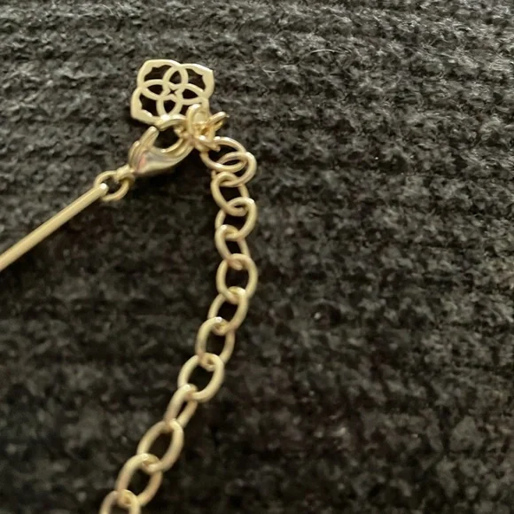 Kendra Scott Elegant Gold and Silver Pendant Necklace - Picture 2 of 3